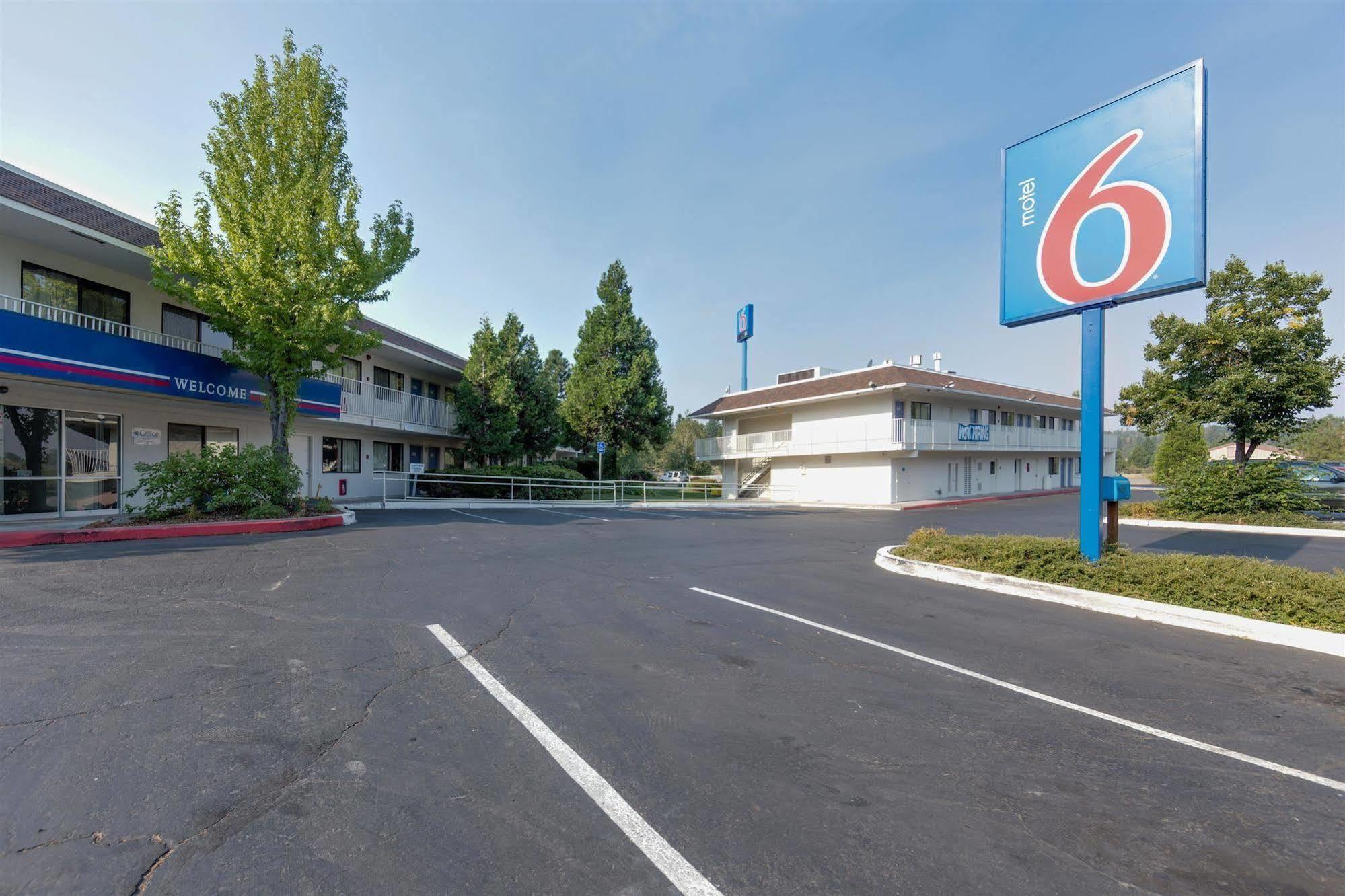 Motel 6 Weed - Mount Shasta Extérieur photo